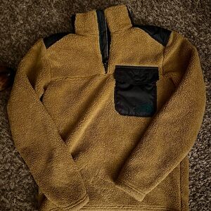 The North Face Men’s Tan and Black Sherpa Pullover